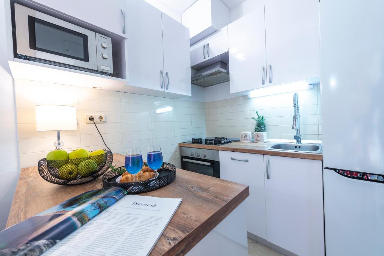 Niko's Charming With Free Parking Appartement *
